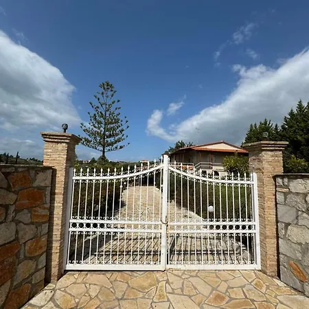 Felicity Seaside Retreat 펜션 *