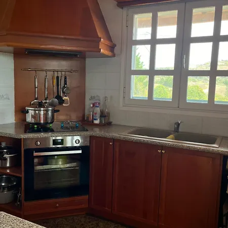 Felicity Seaside Retreat * 埃尔米奥尼