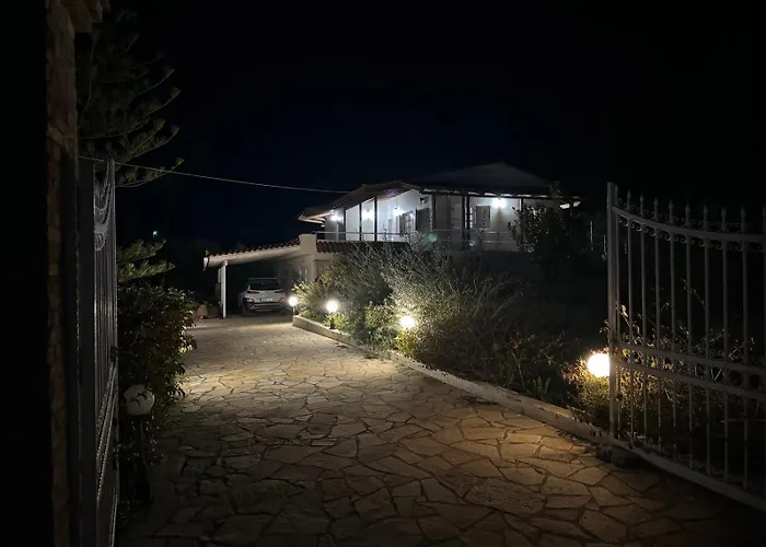 Felicity Seaside Retreat